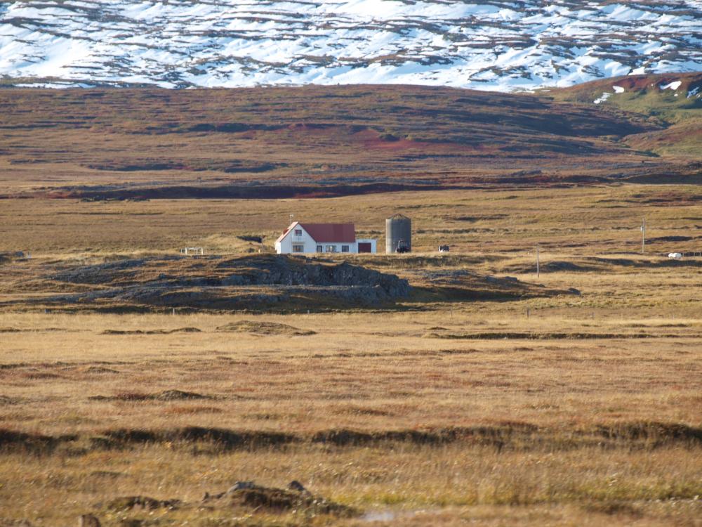 Hlidargardur Villa With Terrace in East Iceland