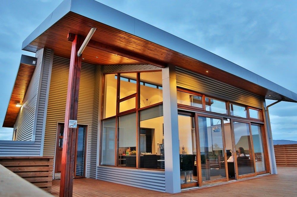 靠近辛格维利尔 (Thingvellir) 的伦杜尔小屋 - 带热水浴缸 | Lundur Cottage With Hot Tub Near Thingvellir