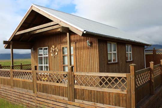 Laxarbakki Cottage With Terrace Near Akranes