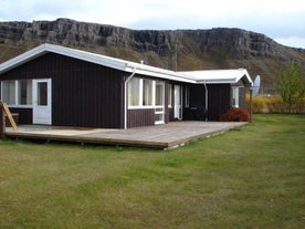 Cottage in Bardastrond with Hot Tub in Patreksfjordur, Westfjords