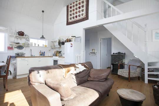 Cozy Cottage With Hot Tub Near Akranes