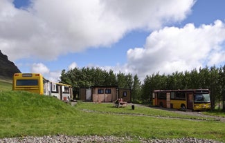 Esjan Renovated Bus Accommodation Near Reykjavik