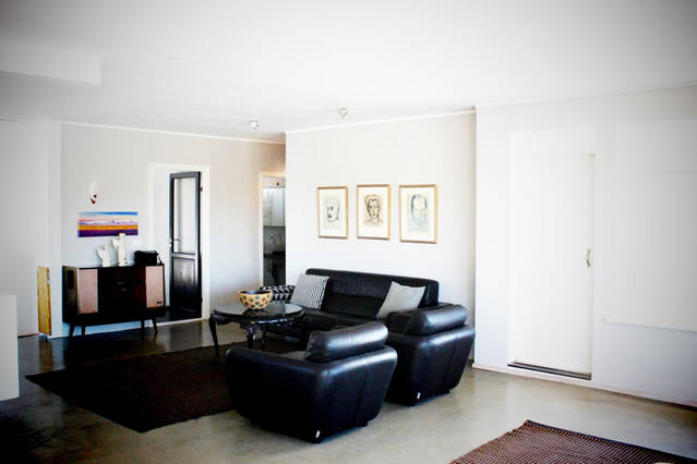 Skard 2 Vacation House with Hot Tub