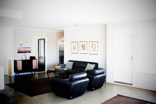 Skard 2 Vacation House with Hot Tub