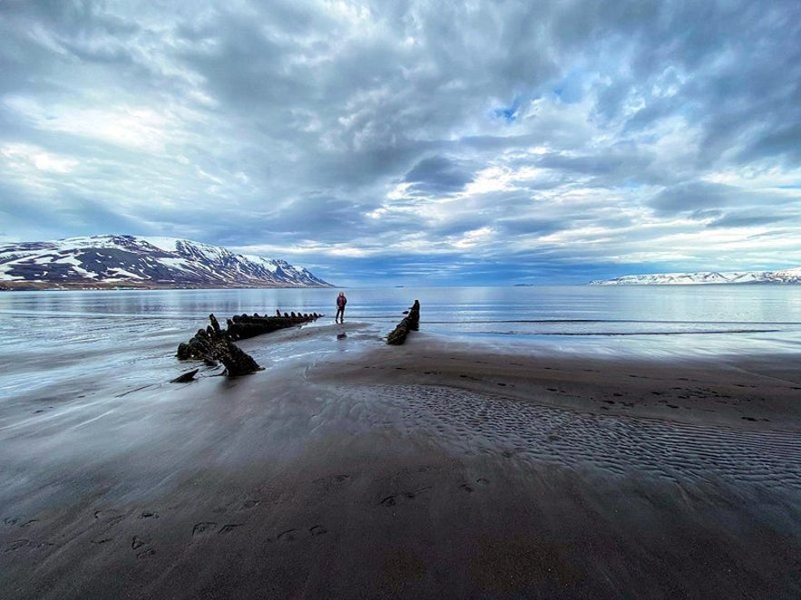 The Ernan ship is only visable in low tide