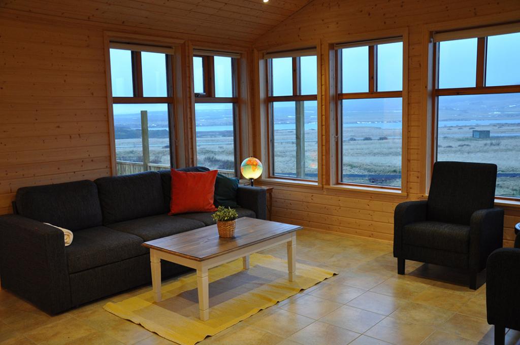 Asabraut 43：黄金圈的小屋 | Asabraut 43: Cottage in the Golden Circle