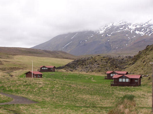 Gardabud Cottage With Terrace in Hellnar