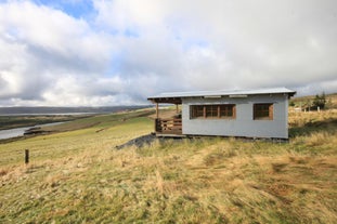 科克拜亚克劳斯特附近 2 号度假屋 | Holiday House 2 near Kirkjub&aelig;jarklaustur