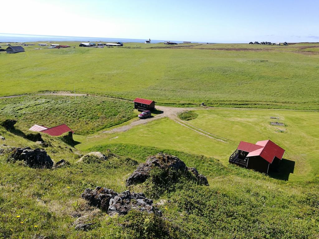 Thorubud Cottage With Terrace in Hellnar