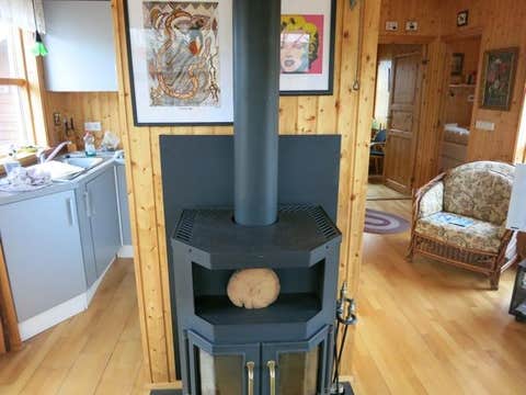 Skorradalur Cottage With Hot Tub Near Borgarnes