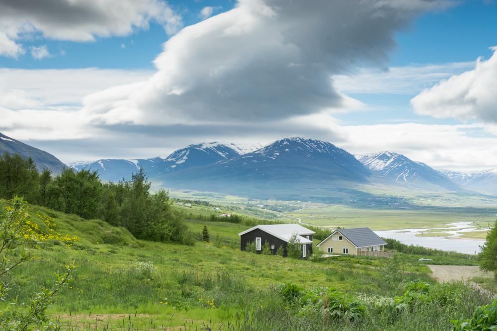 Cosy Cabin with Amazing Views Near Akureyri