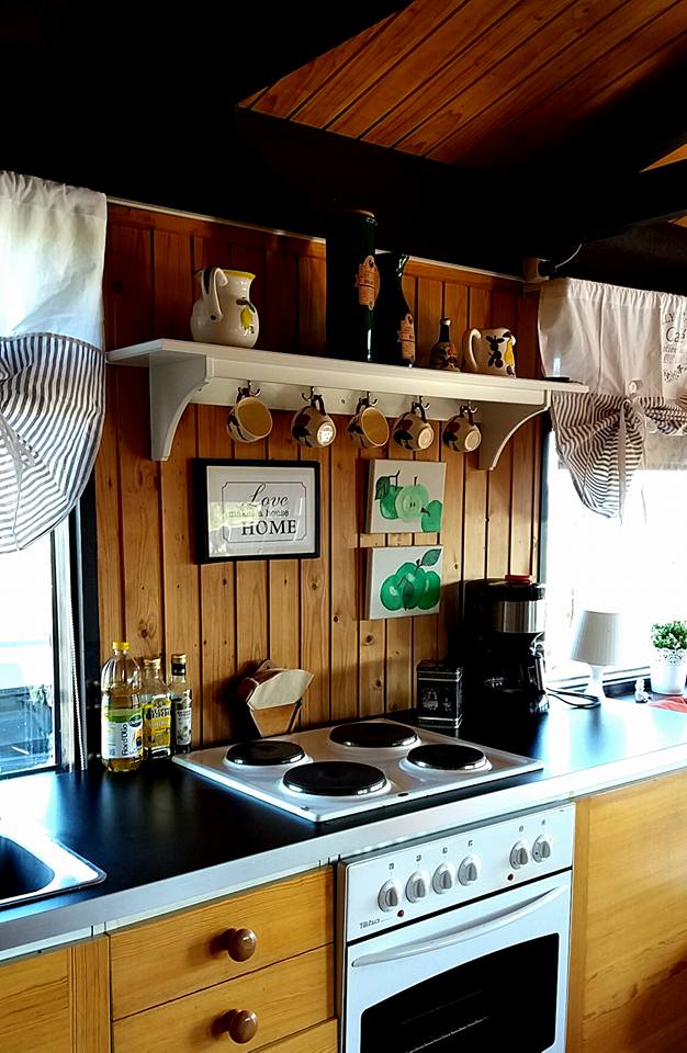 Thingvellir Cottage With Terrace in South Iceland