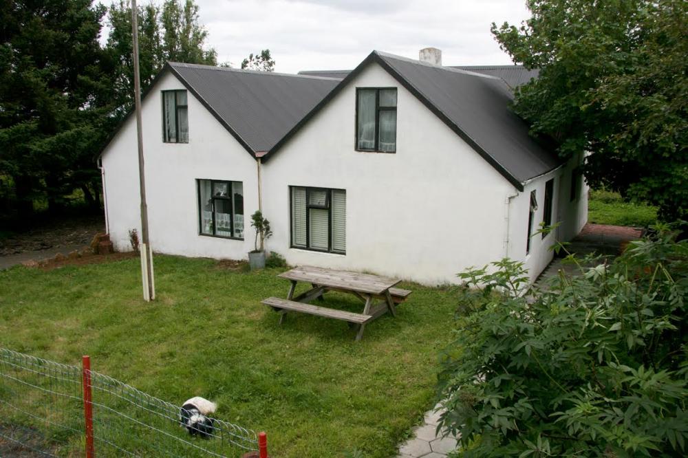 Holiday House in South Iceland near Landvegamot