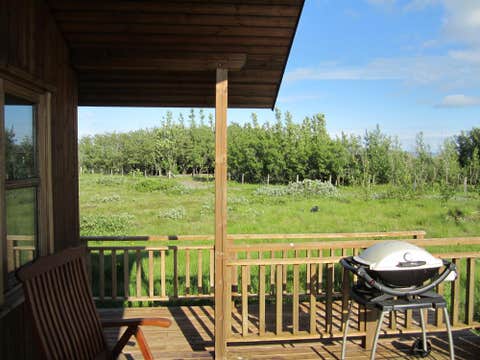 冰岛南部带热水浴缸的 Valhoell 避暑别墅 | Valhoell Summerhouse With Hot Tub in South Iceland