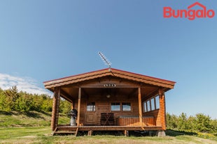 Snudur Cottage With Hot Tub in North Iceland