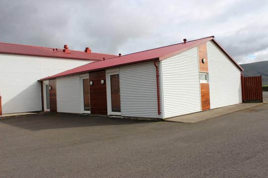 Laxarbakki Large Studio lejlighed med et udendørs boblebad nær Reykjavik