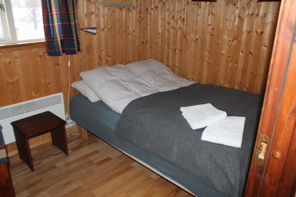 乌斯塔迪尔小屋 - 带热水浴缸 | Unastadir Cottage With Hot Tub