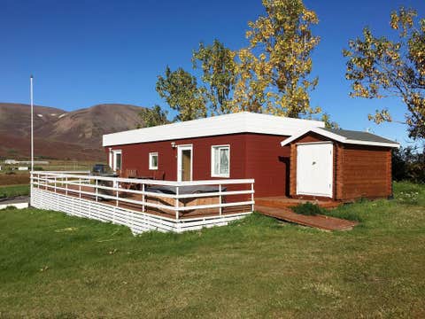 H&agrave;r Cottage in Dalvik with Hot Tub