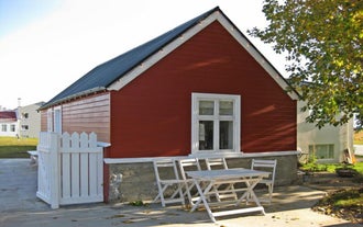 Old Farmhouse of Vegamót, Dalvík with an Outdoor Hot Tub