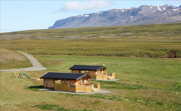 Geirland Cottage With Hot Tub in East Iceland