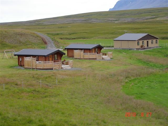 Geirland Cottage With Hot Tub in East Iceland