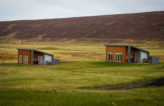 埃尼修斯 #2 |阿克雷里附近的小屋 | Einishus #2 | Cottage Near Akureyri