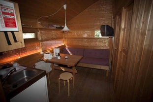 Glaðheimar 15b 近布隆迪欧斯酒店 - 带热水浴缸 | Gla&eth;heimar 15b Near Bl&ouml;ndu&oacute;s With Hot Tub