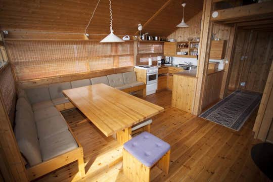 Gla&eth;heimar 7 Near Bl&ouml;ndu&oacute;s With Hot Tub