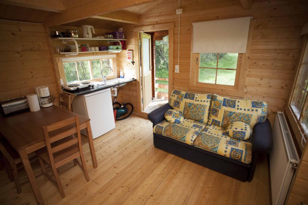 Glaðheimar 3 靠近 Blönduós 设有燃气烧烤设施 | Gla&eth;heimar 3 Near Bl&ouml;ndu&oacute;s With Gas BBQ