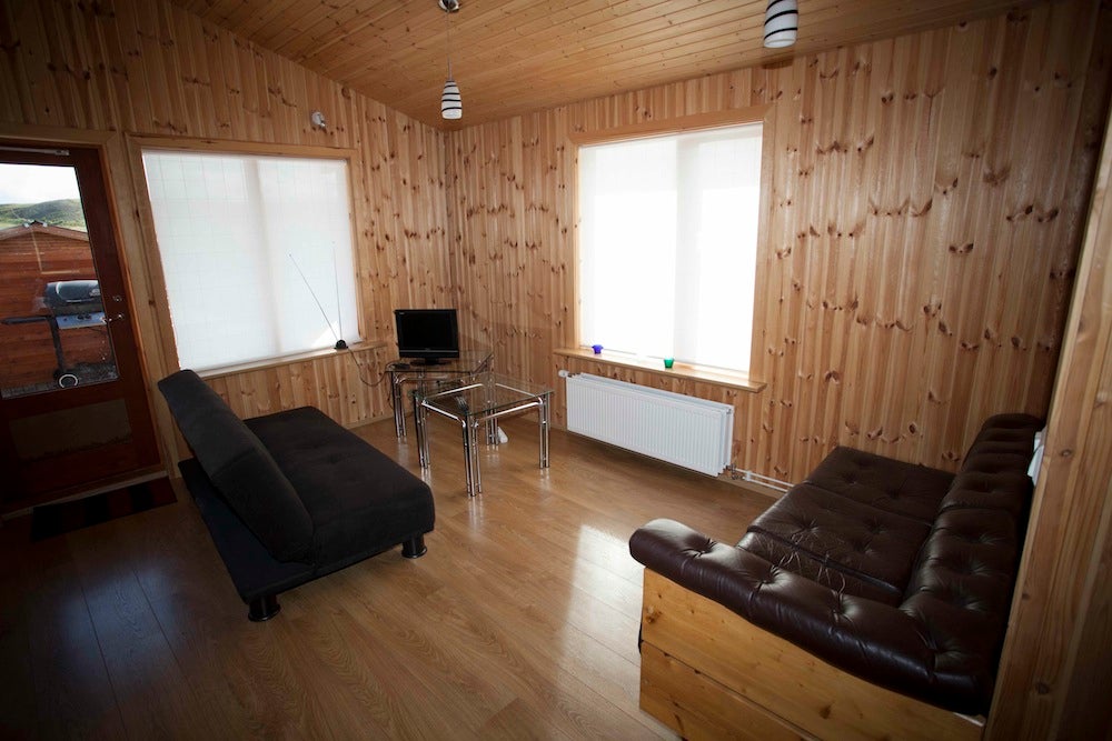 Glaðheimar 29 小屋靠近布伦迪欧斯 - 附热水浴缸 | Glaðheimar 29 Cottage Near Blönduós With Hot Tub