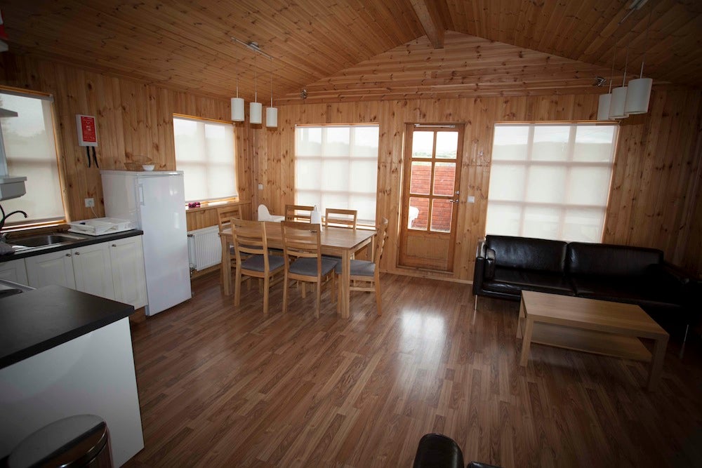 Gladheimar 21 | Cottage with a Porch and a Hot Tub in Blönduós