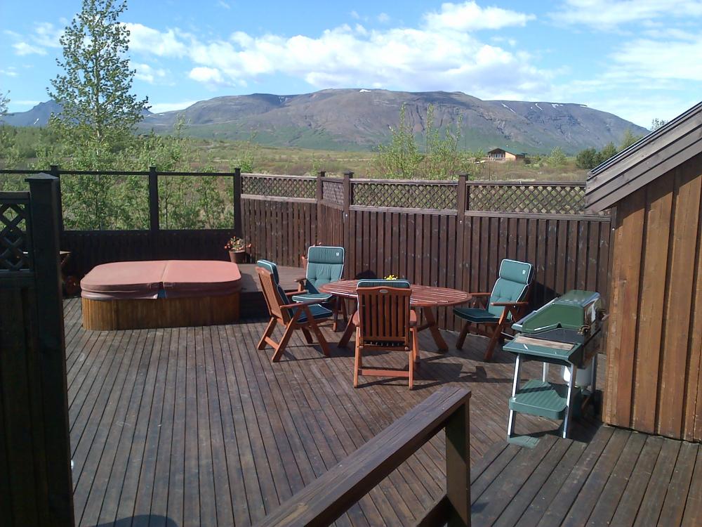 Braedraborg Summerhouse vlakbij Laugarvatn met Hot Tub