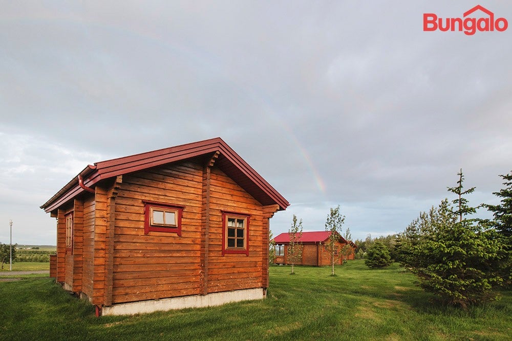 Nupar Small Cabin Near Reykjavik with Hot Tub