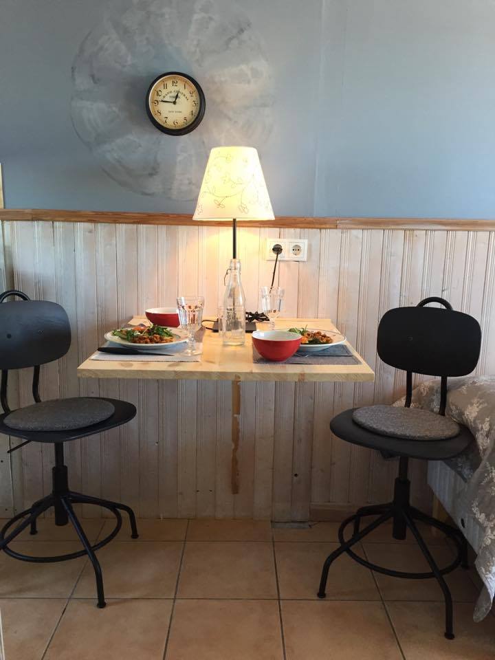 黄金圈单间公寓 #2 带共用室外热水浴缸 | Golden Circle Studio #2 With Shared Outdoor Hot Tub