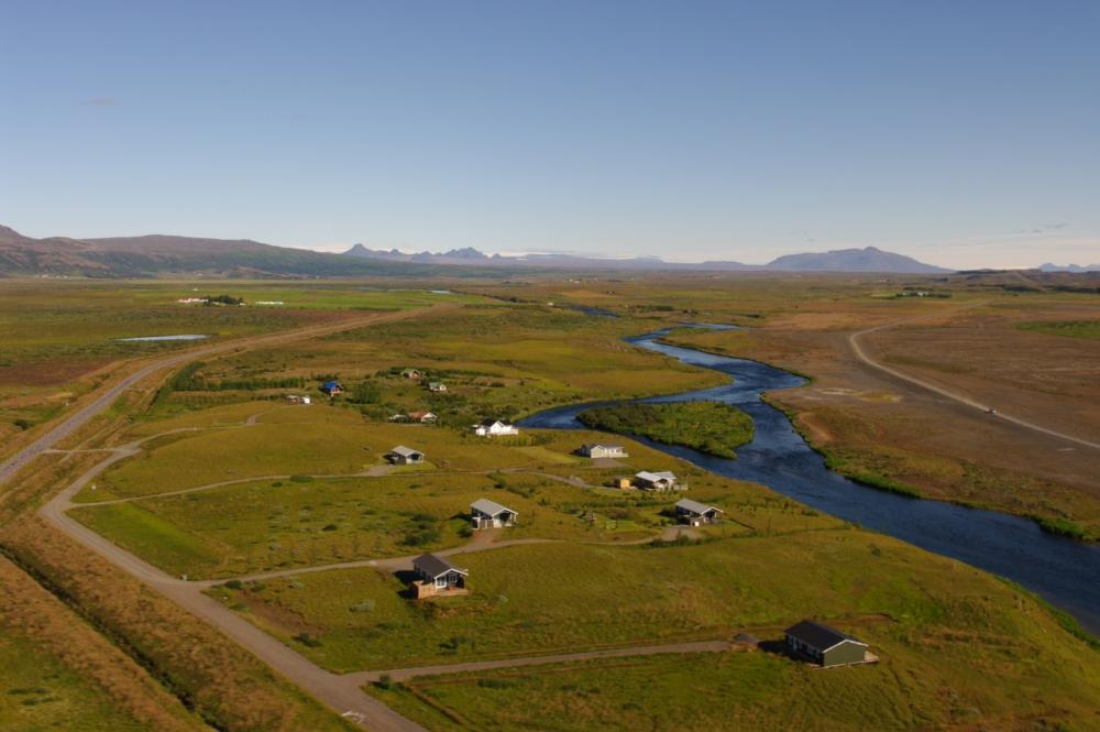 黄金圈单间公寓 #2 带共用室外热水浴缸 | Golden Circle Studio #2 With Shared Outdoor Hot Tub