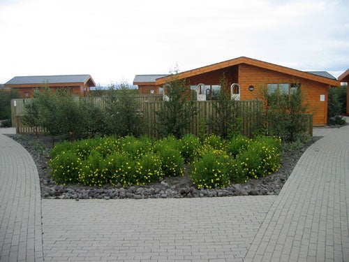 Minniborgir Studio with Outdoor Hot Tub Near Selfoss