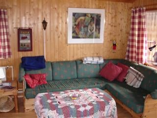 冰岛南部的 Bjarkarsel 夏季热水浴缸 | Bjarkarsel with Summertime Hot Tub in South Iceland