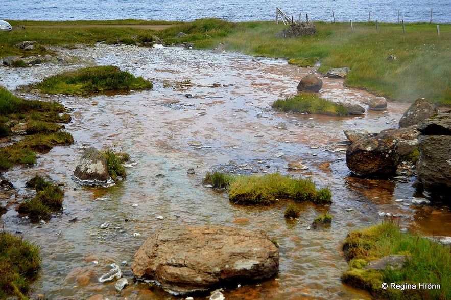 Krossneshverir geothermal area at Strandir