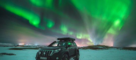 Northern Lights_Jeep_Gunnuhver_Reykjanes_Southwest_winter_WM_4.jpg