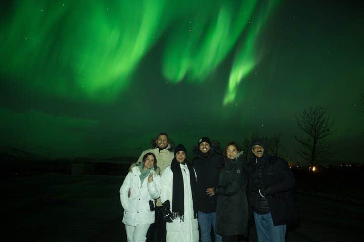 Christmas Day 5-Hour Northern Lights Tour with Transfer from Reykjavik