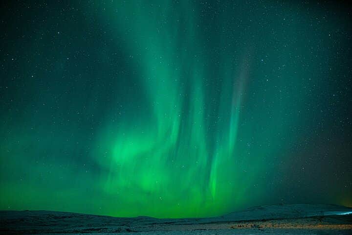 Christmas Day 5-Hour Northern Lights Tour with Transfer from Reykjavik