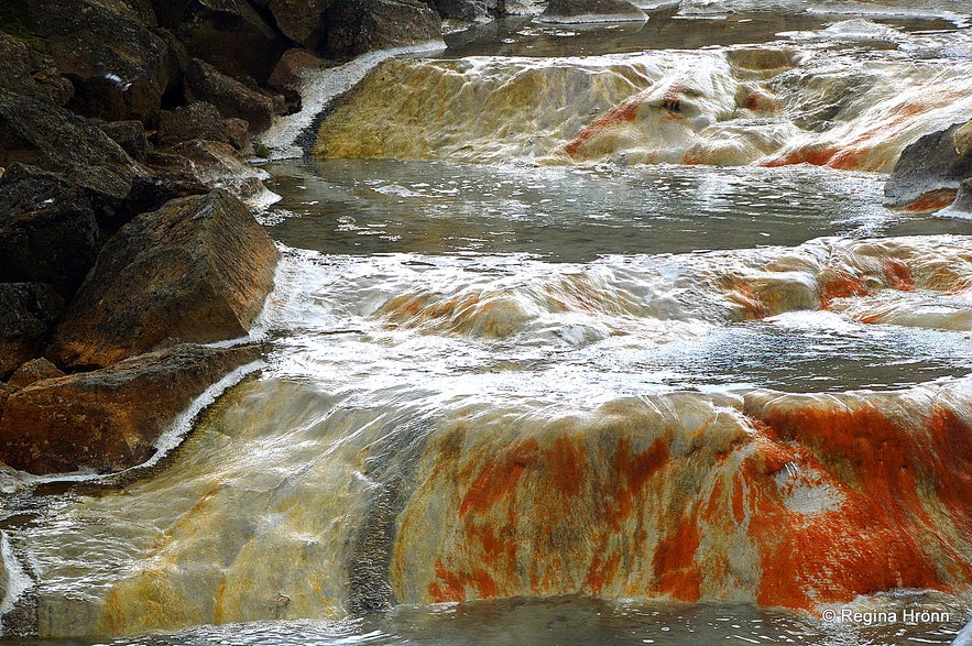 Hveravellir geothermal river