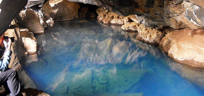 Mývatn Part III - Grjótagjá aka the Love Cave, Stóragjá & the Mývatn Naturebaths