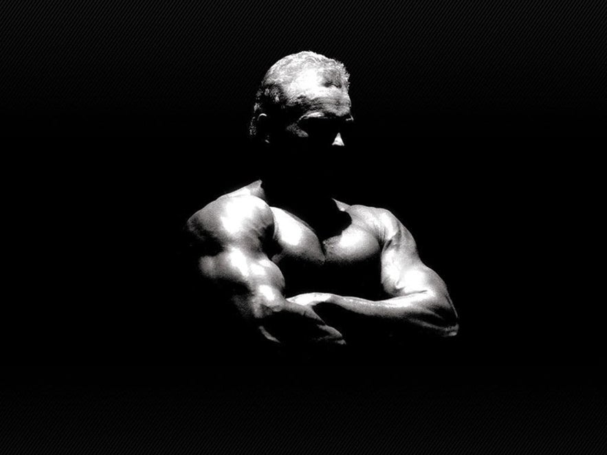 Jón Páll Sigmarsson in 1988. Yes, he works out.
