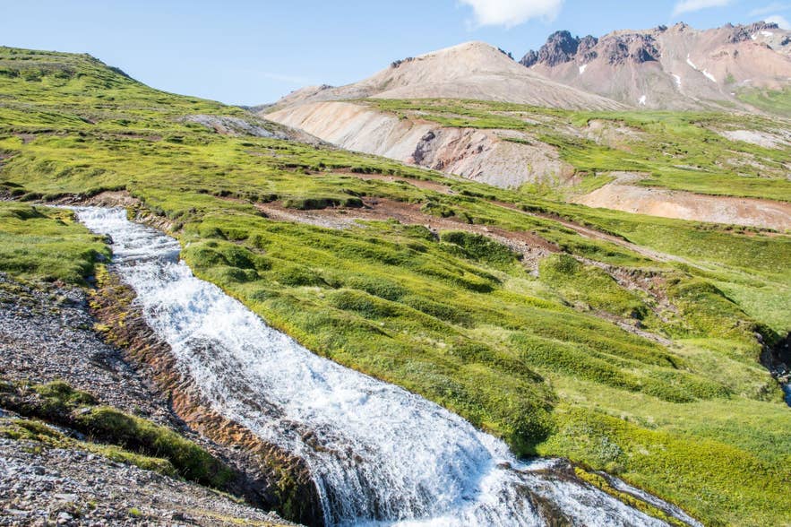 Viknaslodir is een gebied met prachtige wandelroutes in Oost-IJsland.