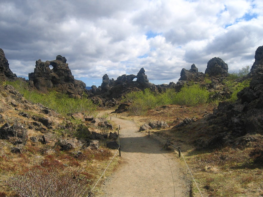 Dimmuborgir lava rock formations remind visitors of a castle.