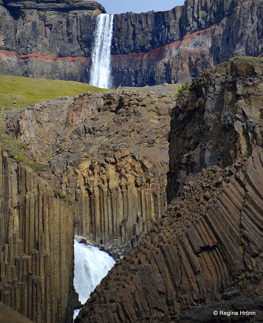 Inside the canyon by Litlanesfoss