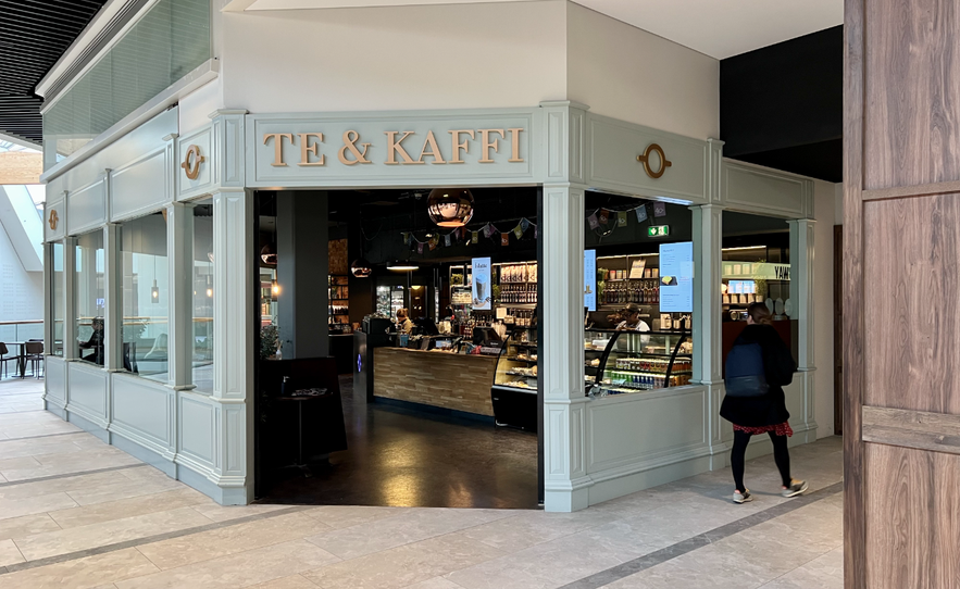 Te og Kaffi at Kumen food hall in reykjavik shopping mall