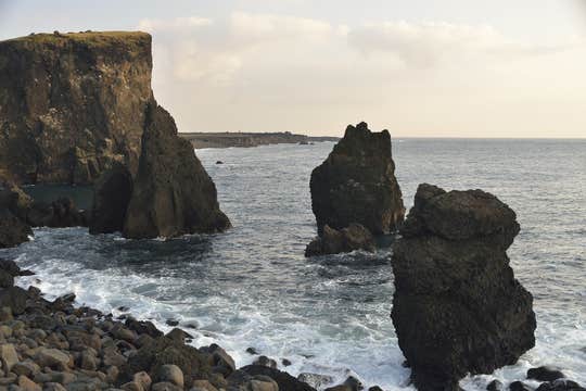 Reykjanes Peninsula Private Tour from Reykjavik with German-Speaking Guide