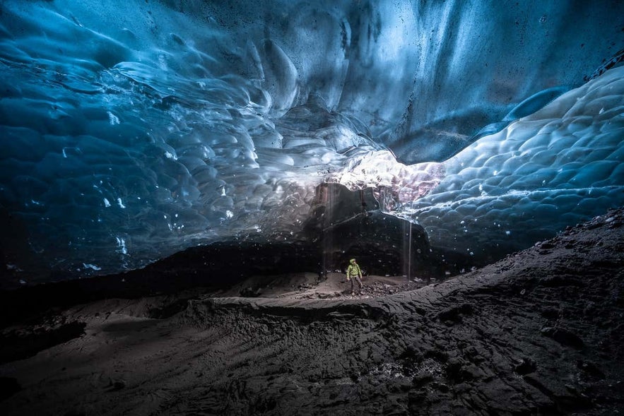 Elke zomer smelten de ijsgrotten, en in de winter vormen ze zich weer op nieuwe en interessante manieren